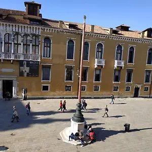 2* Pensión Residenza Nobile - Locazione Turistica