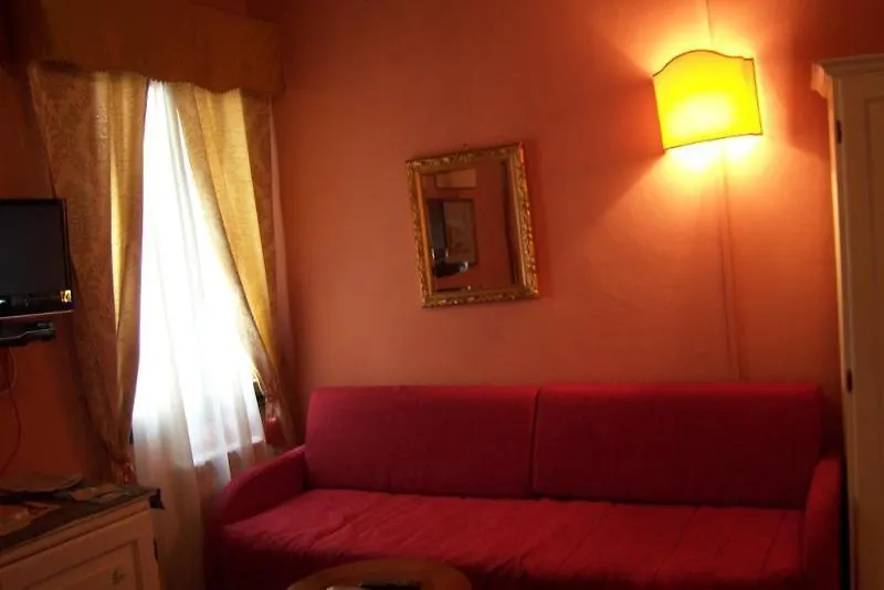 Alloggi Serena Venice 2*,