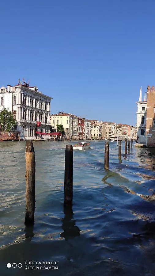 Alloggi Serena Venice 2*,