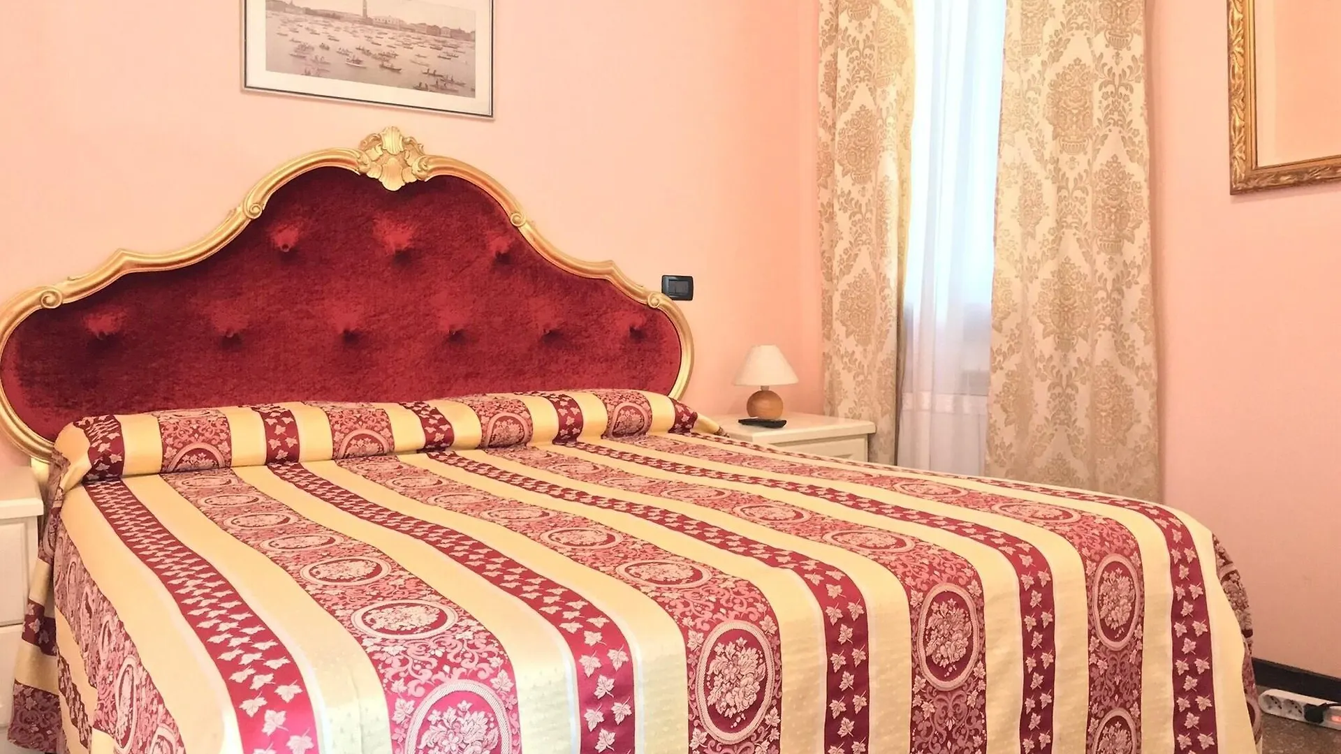 Alloggi Serena Venice Bed & Breakfast