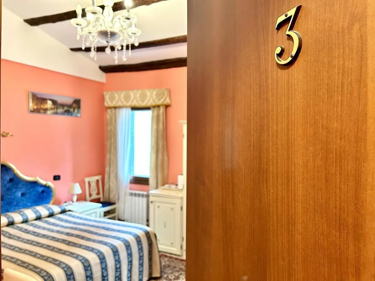 Bed & Breakfast Alloggi Serena Venice