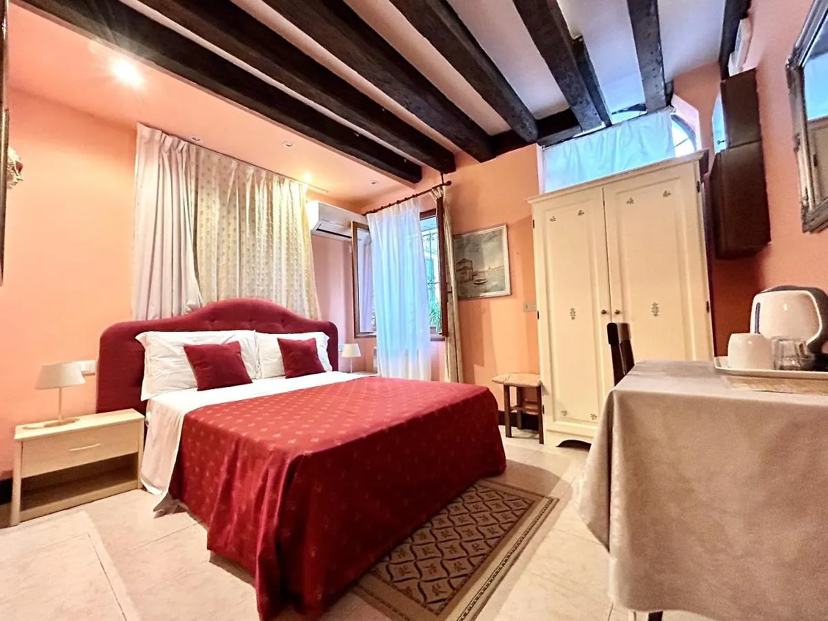Bed & Breakfast Alloggi Serena Venice