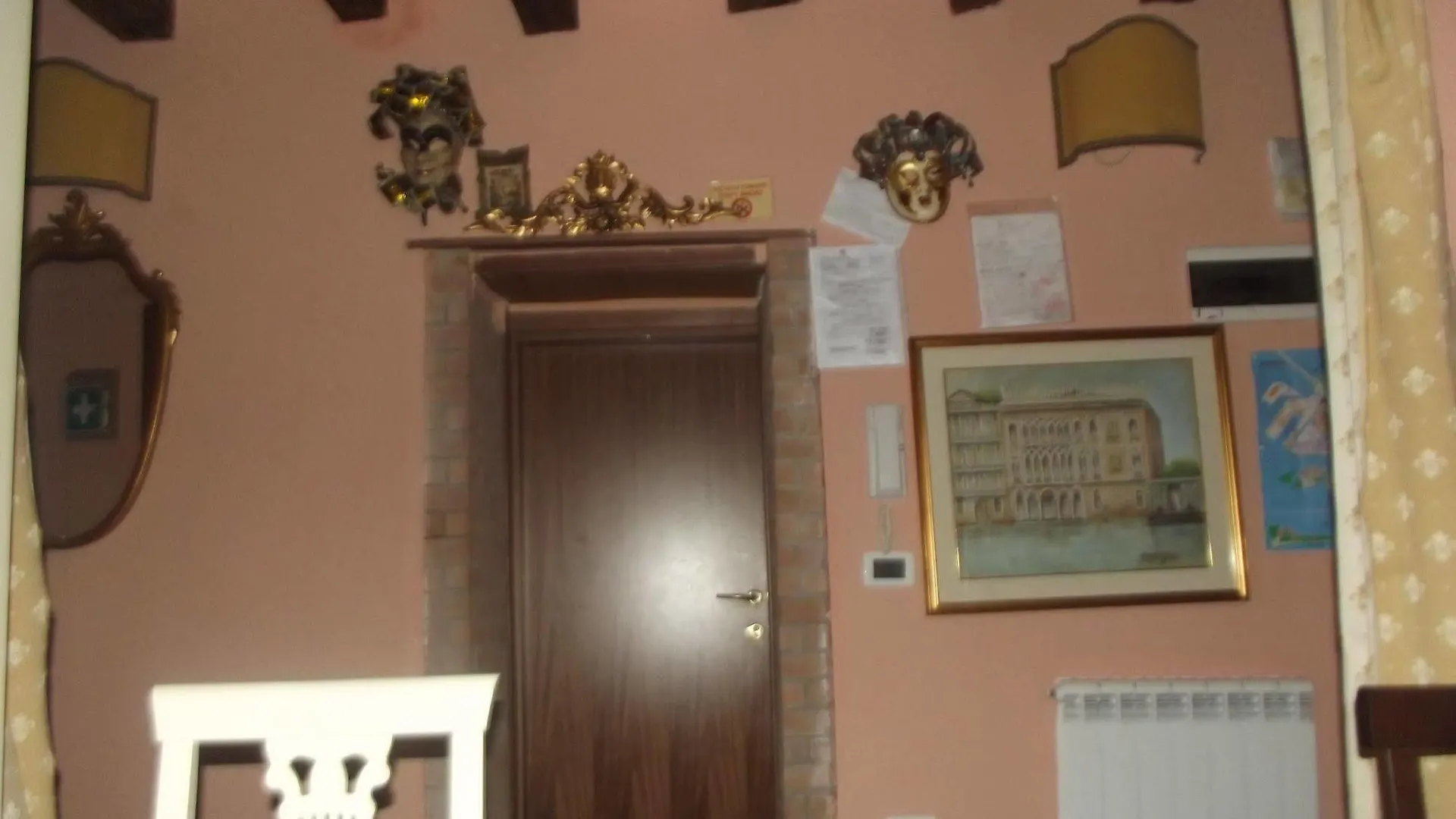 ** Bed & Breakfast Alloggi Serena Venice Italy